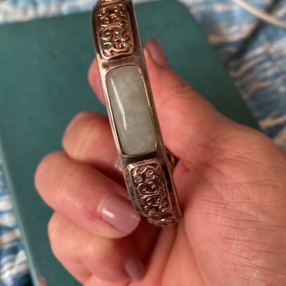 Sterling Silver jade stone inset cuff Size Small  vintage - Picture 3 of 9